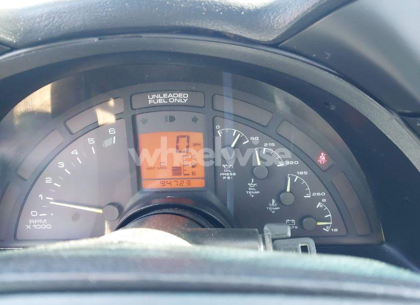 Photo 7 of 1994 Chevrolet Corvette (VIN 1G1YY22P8R5110000)