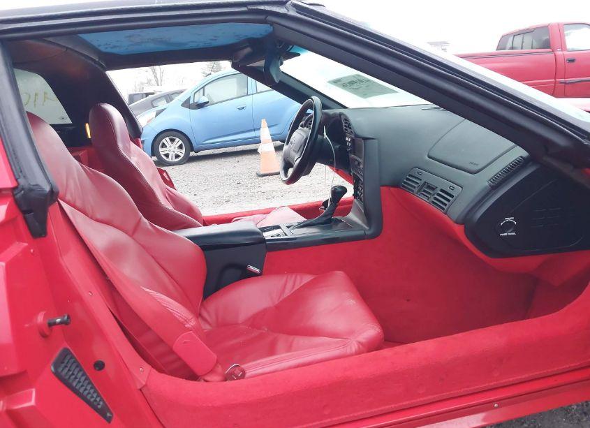 Photo 5 of 1994 Chevrolet Corvette (VIN 1G1YY22P9R5115657)