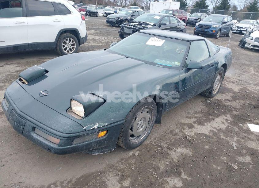 Photo 2 of 1996 Chevrolet Corvette N/A (VIN 1G1YY22PXT5110071)