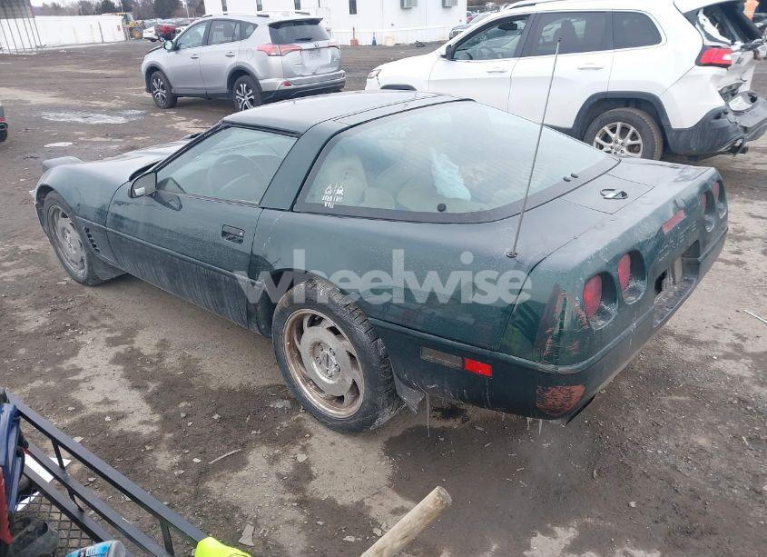 Photo 3 of 1996 Chevrolet Corvette N/A (VIN 1G1YY22PXT5110071)