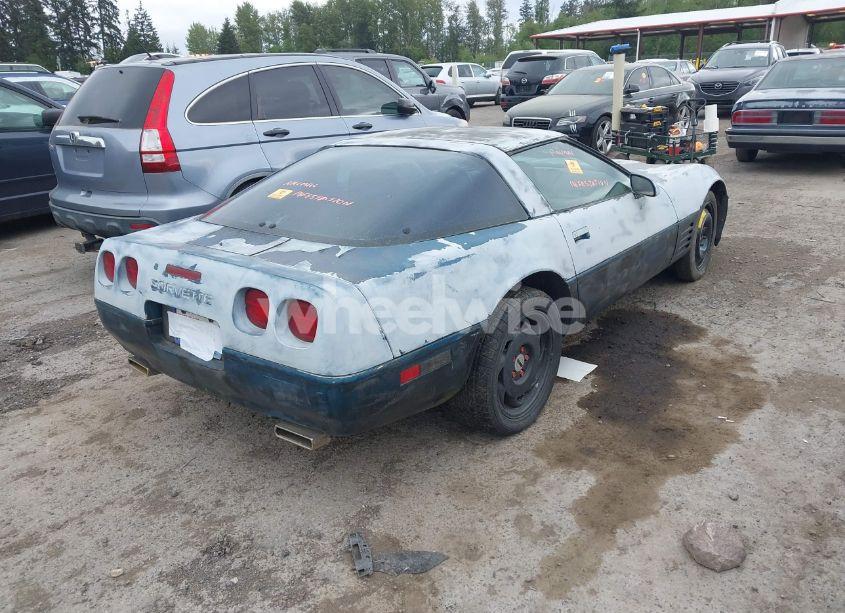 Photo 4 of 1991 Chevrolet Corvette (VIN 1G1YY2385M5108835)