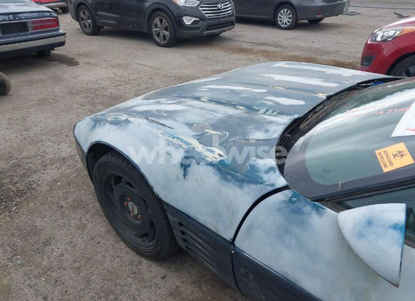 Photo 6 of 1991 Chevrolet Corvette (VIN 1G1YY2385M5108835)