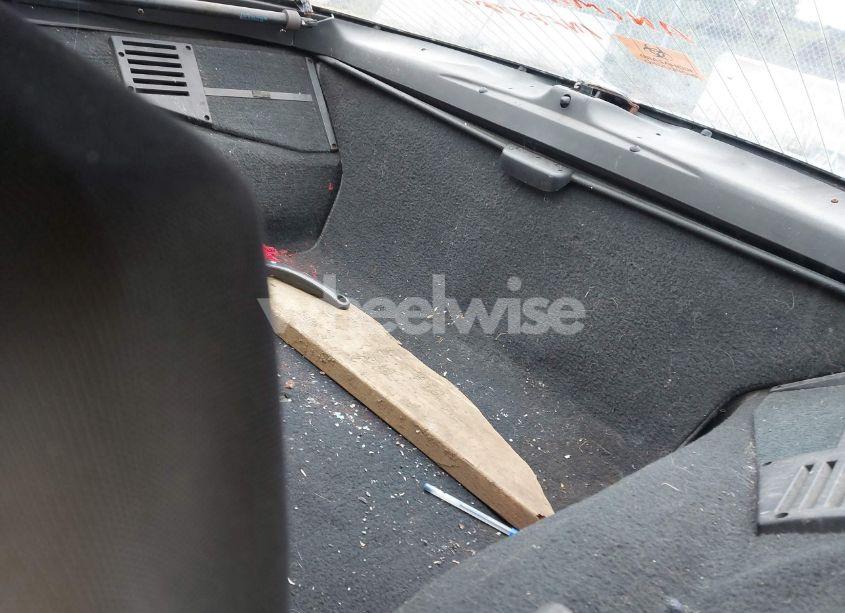 Photo 8 of 1991 Chevrolet Corvette (VIN 1G1YY2385M5108835)