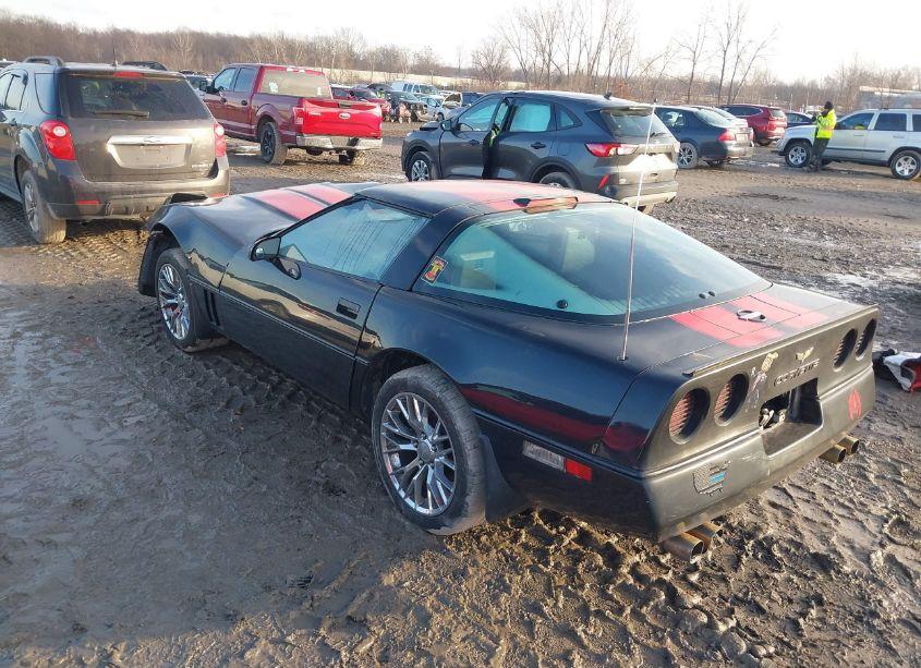 Photo 3 of 1990 Chevrolet Corvette N/A (VIN 1G1YY2389L5115995)