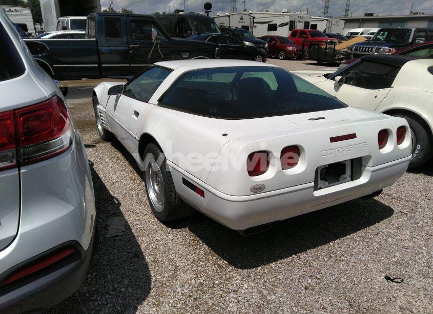 Photo 3 of 1993 Chevrolet Corvette (VIN 1G1YY23P0P5116854)