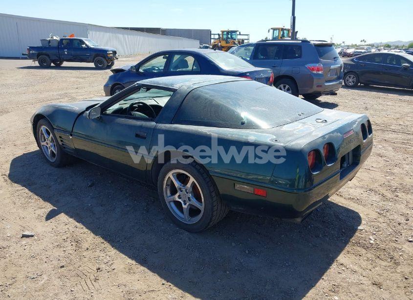 Photo 3 of 1992 Chevrolet Corvette (VIN 1G1YY23P1N5119209)