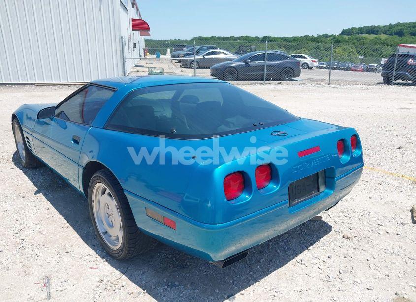 Photo 3 of 1992 Chevrolet Corvette (VIN 1G1YY23P6N5111770)