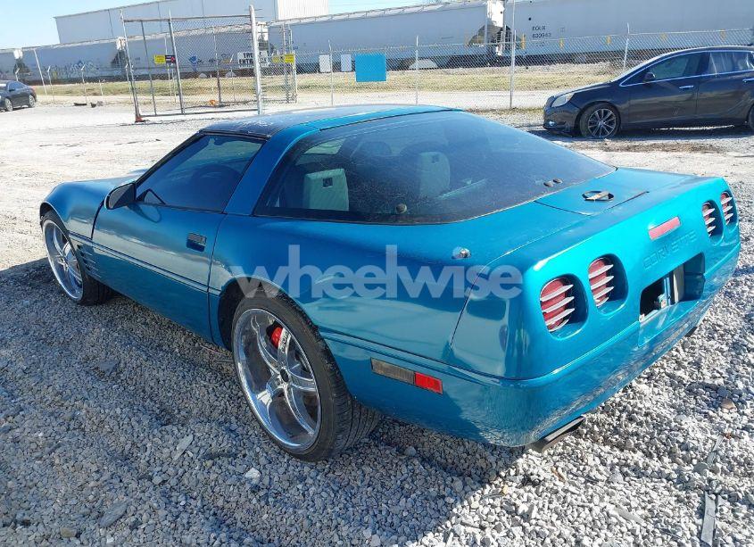 Photo 3 of 1992 Chevrolet Corvette (VIN 1G1YY23P8N5108076)