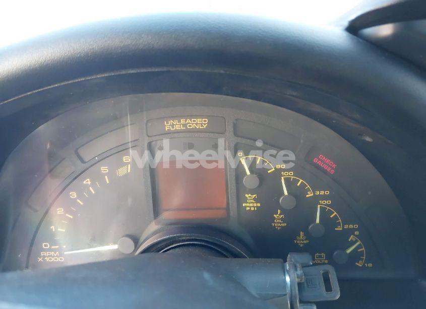 Photo 7 of 1992 Chevrolet Corvette (VIN 1G1YY23P8N5108076)