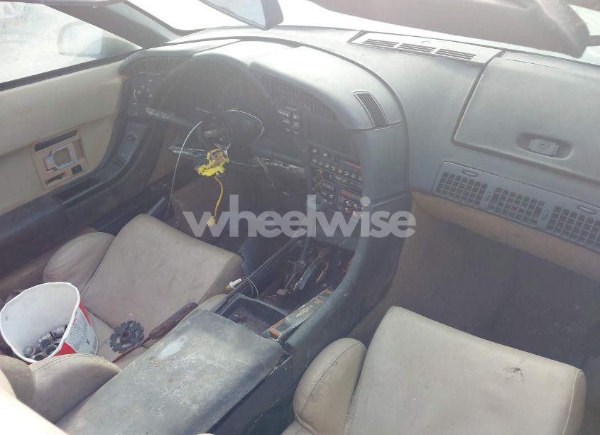 Photo 5 of 1992 Chevrolet Corvette (VIN 1G1YY23PXN5119421)