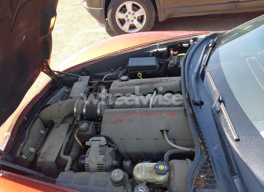 Photo 10 of 2005 Chevrolet Corvette N/A (VIN 1G1YY24U055113504)