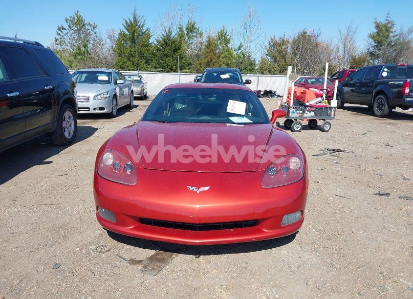 Photo 12 of 2005 Chevrolet Corvette N/A (VIN 1G1YY24U055113504)