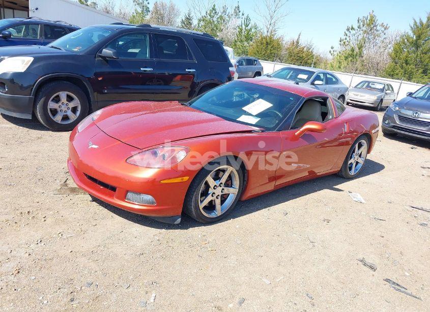 Photo 2 of 2005 Chevrolet Corvette N/A (VIN 1G1YY24U055113504)