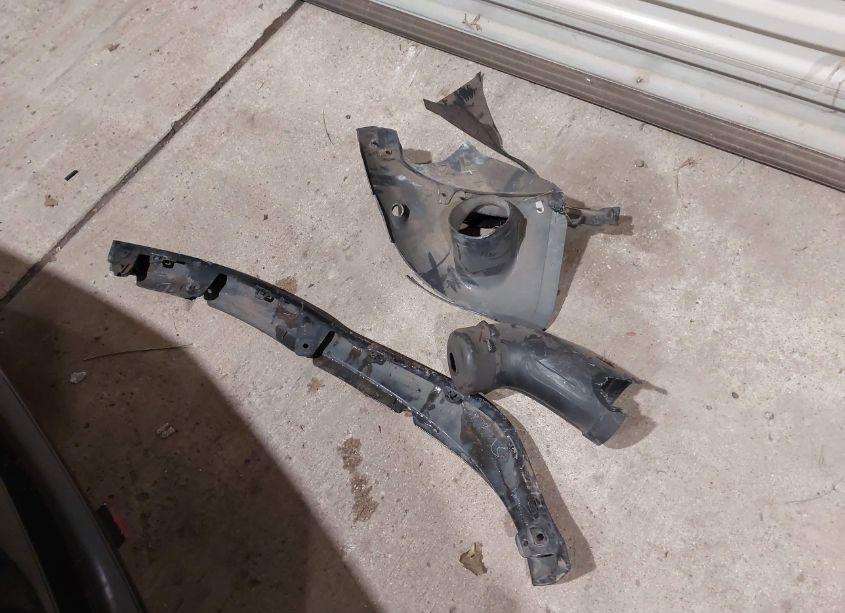 Photo 12 of 2005 Chevrolet Corvette N/A (VIN 1G1YY24U055132585)