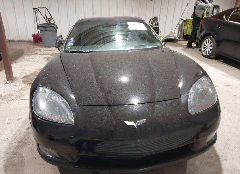 Photo 13 of 2005 Chevrolet Corvette N/A (VIN 1G1YY24U055132585)