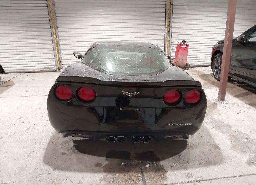 Photo 17 of 2005 Chevrolet Corvette N/A (VIN 1G1YY24U055132585)