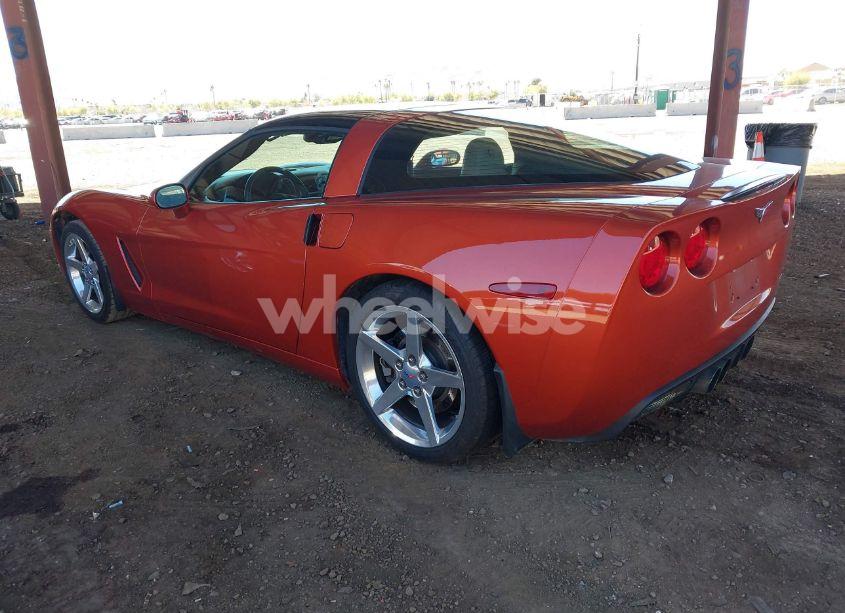 Photo 3 of 2005 Chevrolet Corvette N/A (VIN 1G1YY24U155102771)
