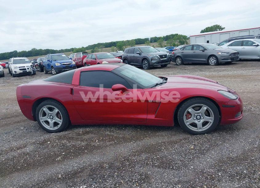 Photo 14 of 2005 Chevrolet Corvette N/A (VIN 1G1YY24U155106156)