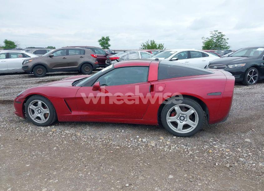 Photo 15 of 2005 Chevrolet Corvette N/A (VIN 1G1YY24U155106156)