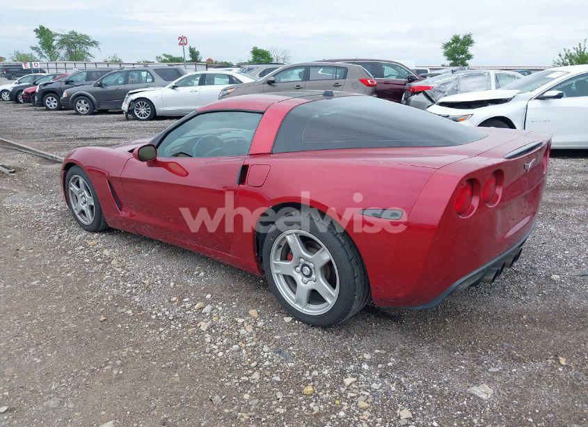 Photo 3 of 2005 Chevrolet Corvette N/A (VIN 1G1YY24U155106156)