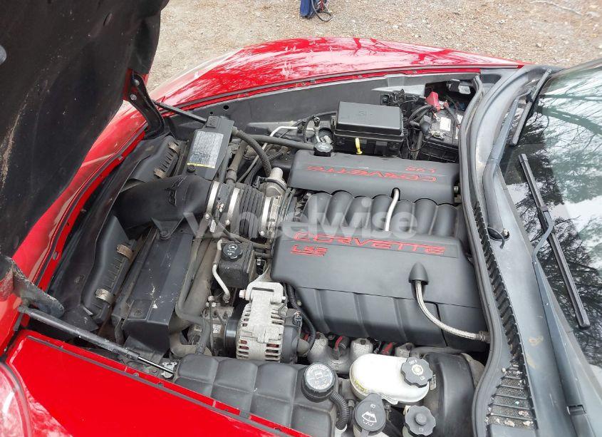 Photo 10 of 2005 Chevrolet Corvette N/A (VIN 1G1YY24U155135527)