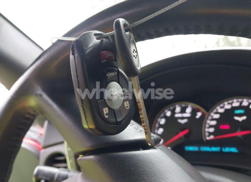 Photo 11 of 2005 Chevrolet Corvette N/A (VIN 1G1YY24U155135527)