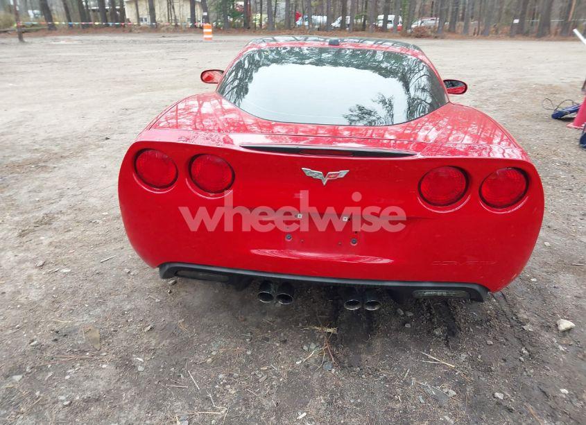 Photo 16 of 2005 Chevrolet Corvette N/A (VIN 1G1YY24U155135527)