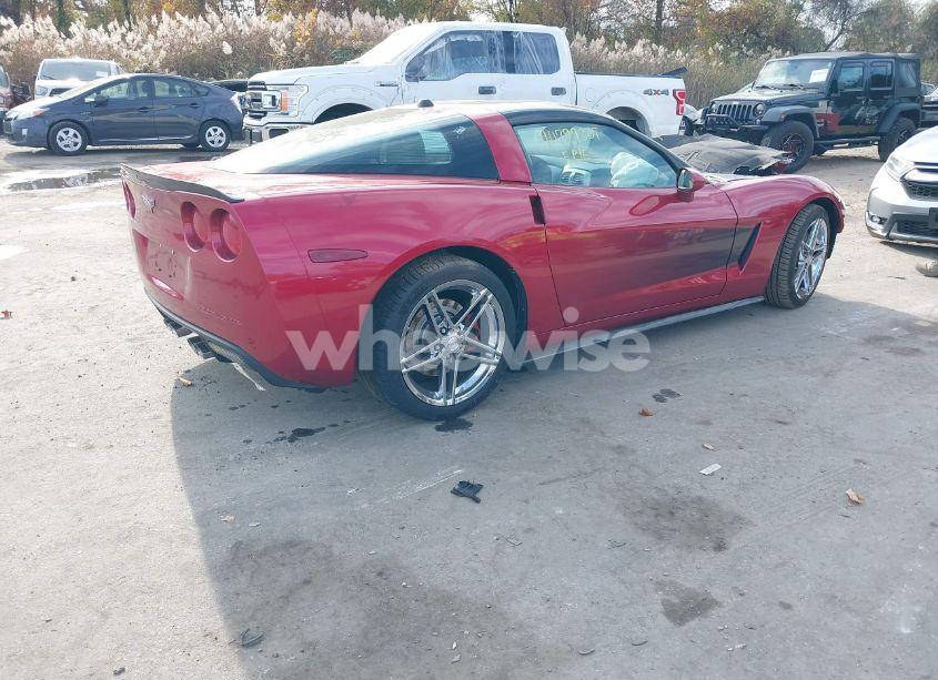 Photo 4 of 2005 Chevrolet Corvette N/A (VIN 1G1YY24U255111074)
