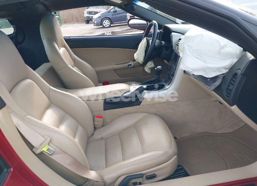 Photo 5 of 2005 Chevrolet Corvette N/A (VIN 1G1YY24U255111074)