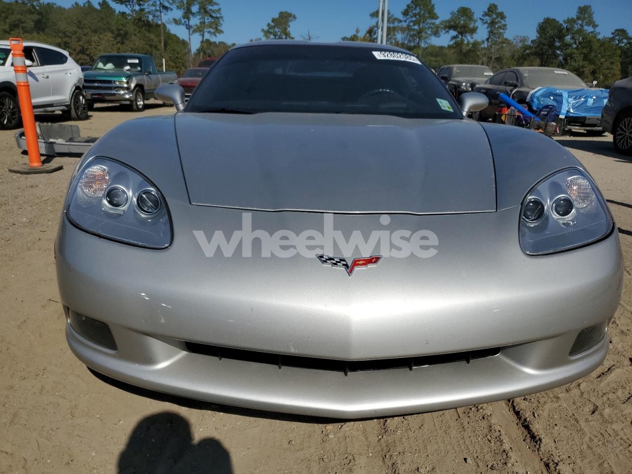 Photo 5 of 2005 CHEVROLET CORVETTE N/A (VIN 1G1YY24U355111181)