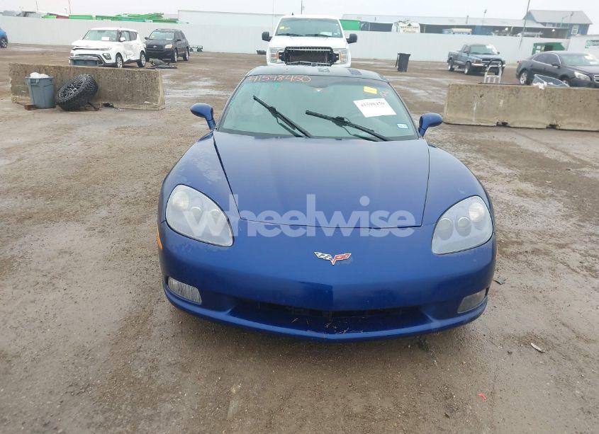 Photo 12 of 2005 Chevrolet Corvette N/A (VIN 1G1YY24U355116509)