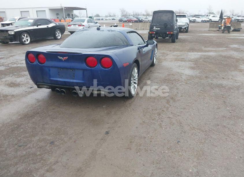 Photo 4 of 2005 Chevrolet Corvette N/A (VIN 1G1YY24U355116509)