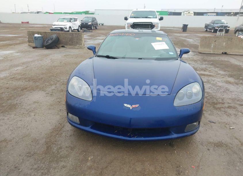Photo 6 of 2005 Chevrolet Corvette N/A (VIN 1G1YY24U355116509)