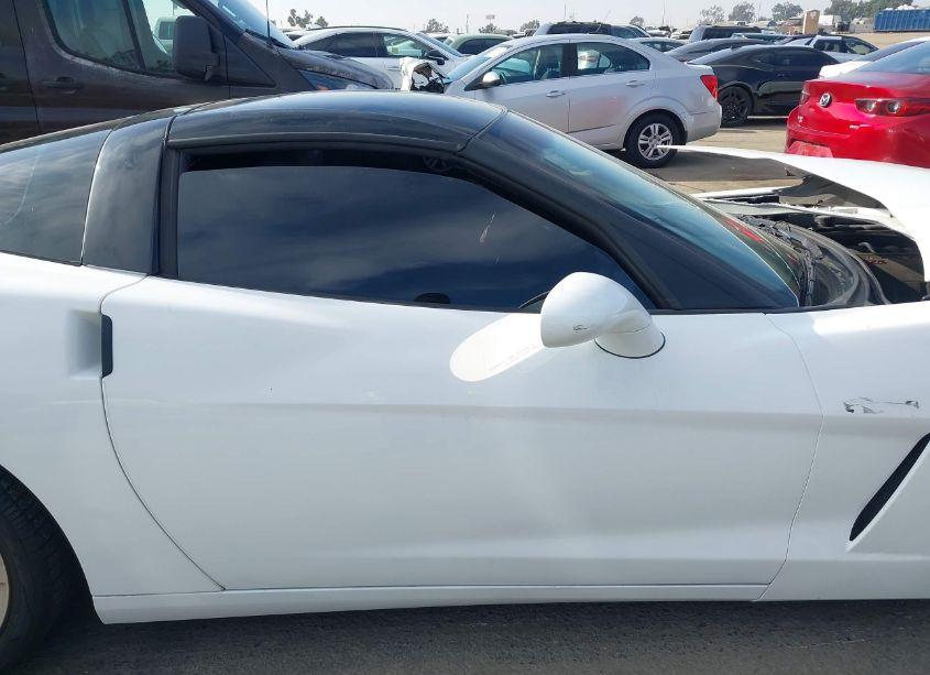 Photo 14 of 2005 Chevrolet Corvette N/A (VIN 1G1YY24U555112722)