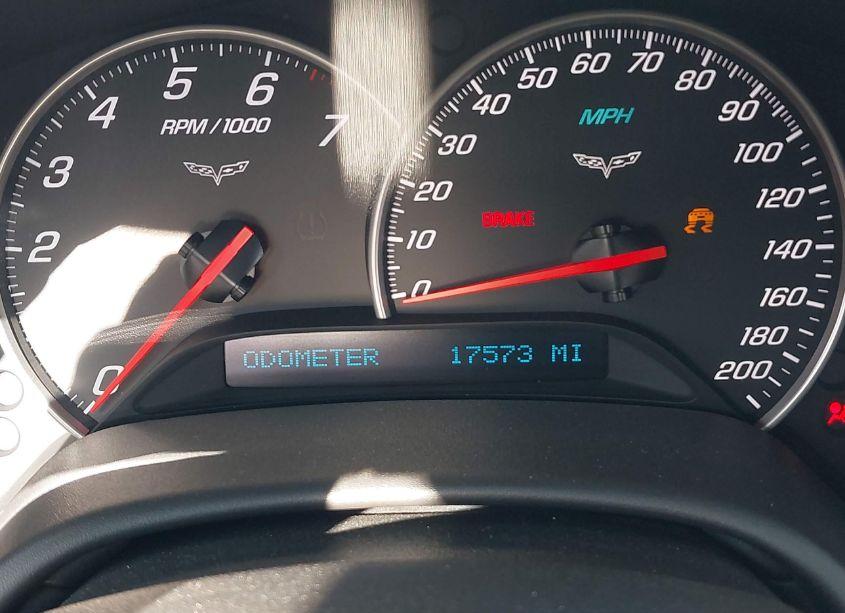 Photo 16 of 2005 Chevrolet Corvette N/A (VIN 1G1YY24U555112722)