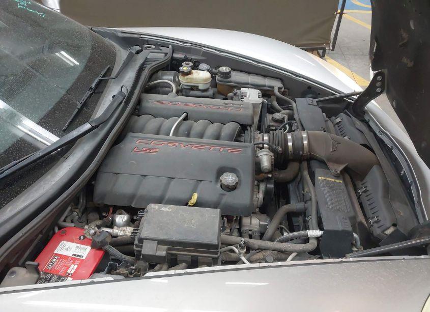 Photo 9 of 2005 Chevrolet Corvette N/A (VIN 1G1YY24U655116276)