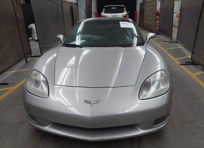 Photo 12 of 2005 Chevrolet Corvette N/A (VIN 1G1YY24U655116276)