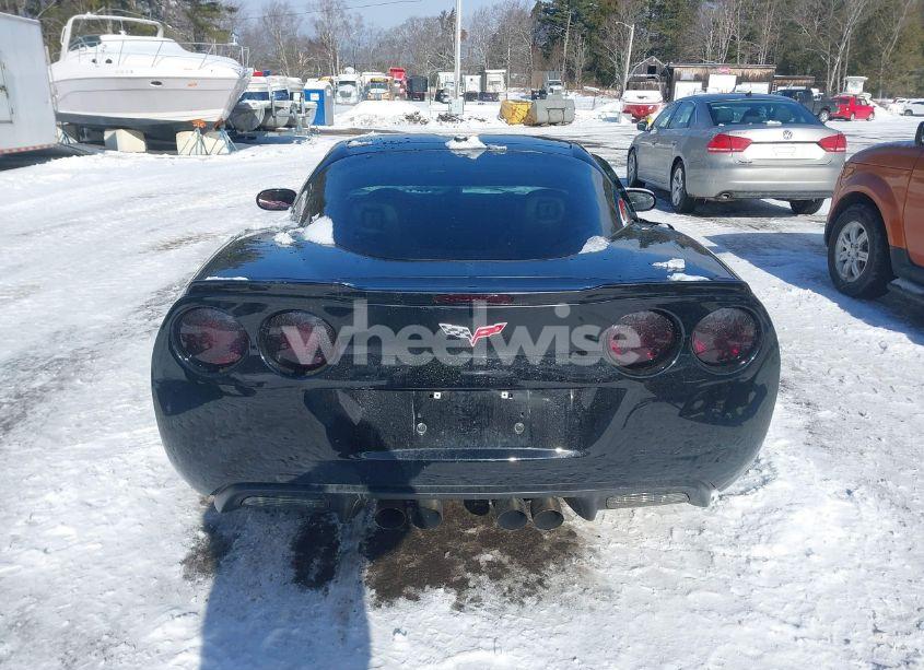 Photo 17 of 2005 Chevrolet Corvette N/A (VIN 1G1YY24U755102208)