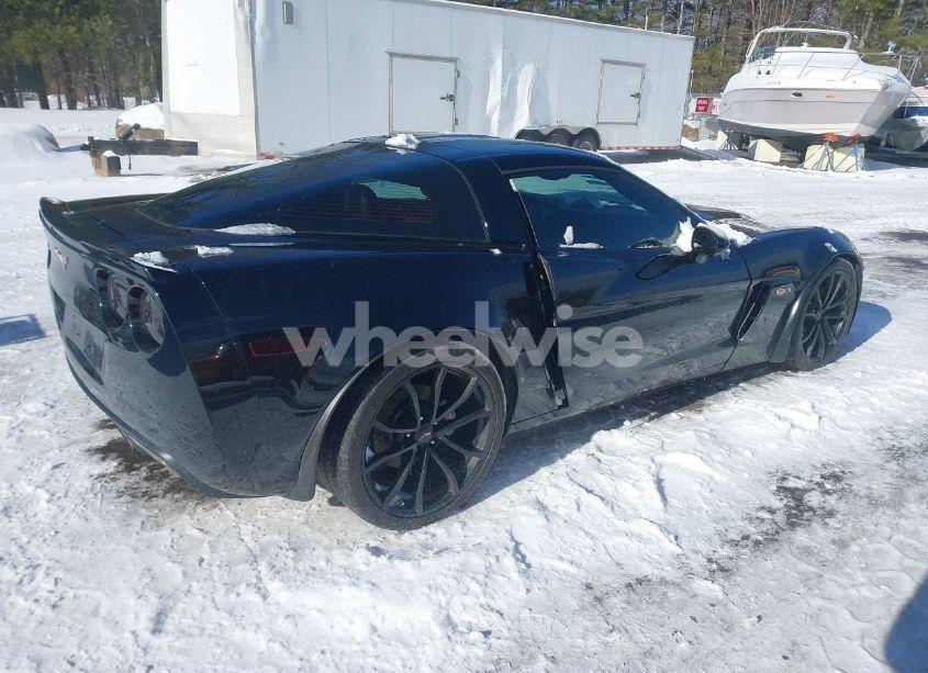 Photo 4 of 2005 Chevrolet Corvette N/A (VIN 1G1YY24U755102208)