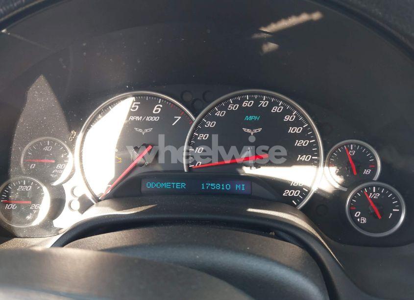 Photo 7 of 2005 Chevrolet Corvette N/A (VIN 1G1YY24U755106405)