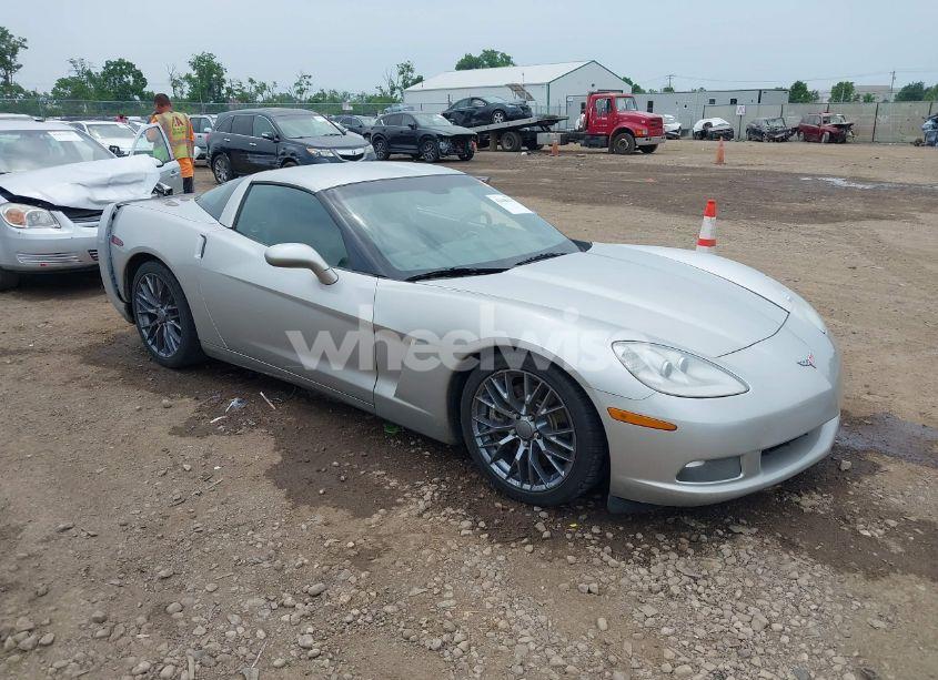 2005 Chevrolet Corvette N/A (VIN 1G1YY24U755115105) main photo