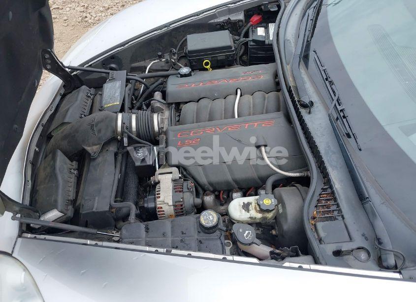 Photo 10 of 2005 Chevrolet Corvette N/A (VIN 1G1YY24U755115105)