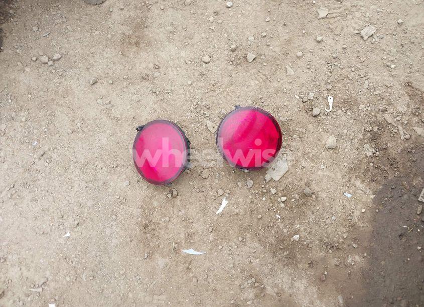 Photo 12 of 2005 Chevrolet Corvette N/A (VIN 1G1YY24U755115105)