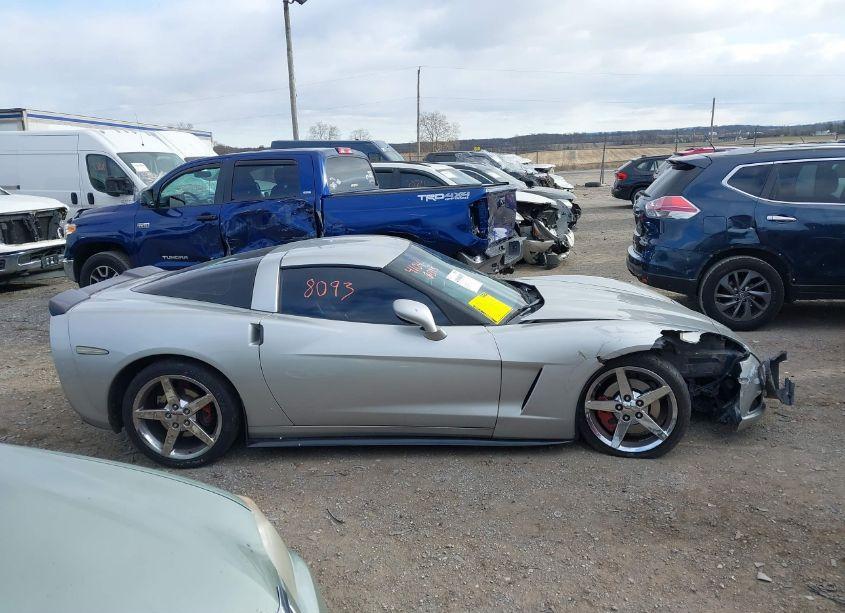 Photo 13 of 2007 Chevrolet Corvette (VIN 1G1YY25U075127890)