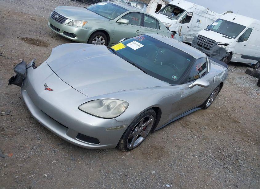 Photo 2 of 2007 Chevrolet Corvette (VIN 1G1YY25U075127890)