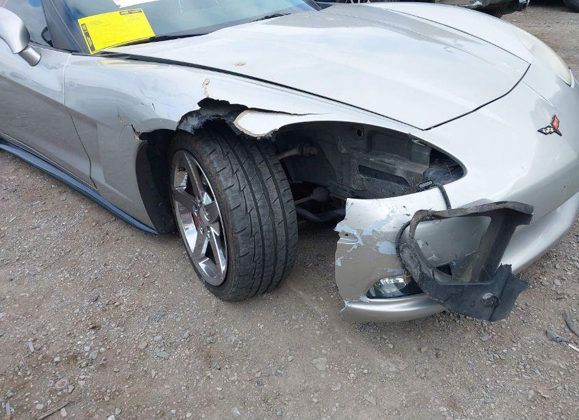 Photo 6 of 2007 Chevrolet Corvette (VIN 1G1YY25U075127890)