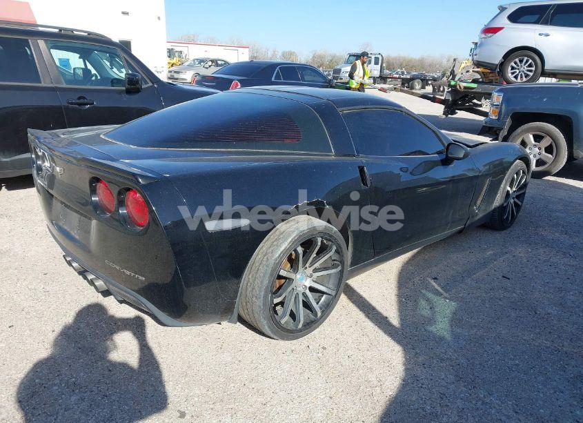 Photo 4 of 2007 Chevrolet Corvette (VIN 1G1YY25U375107746)