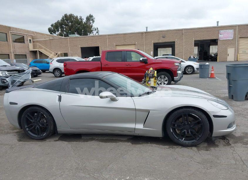 Photo 13 of 2007 Chevrolet Corvette (VIN 1G1YY25U375117743)