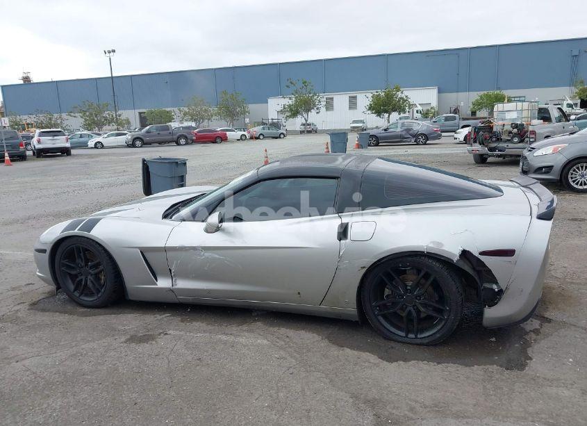 Photo 14 of 2007 Chevrolet Corvette (VIN 1G1YY25U375117743)