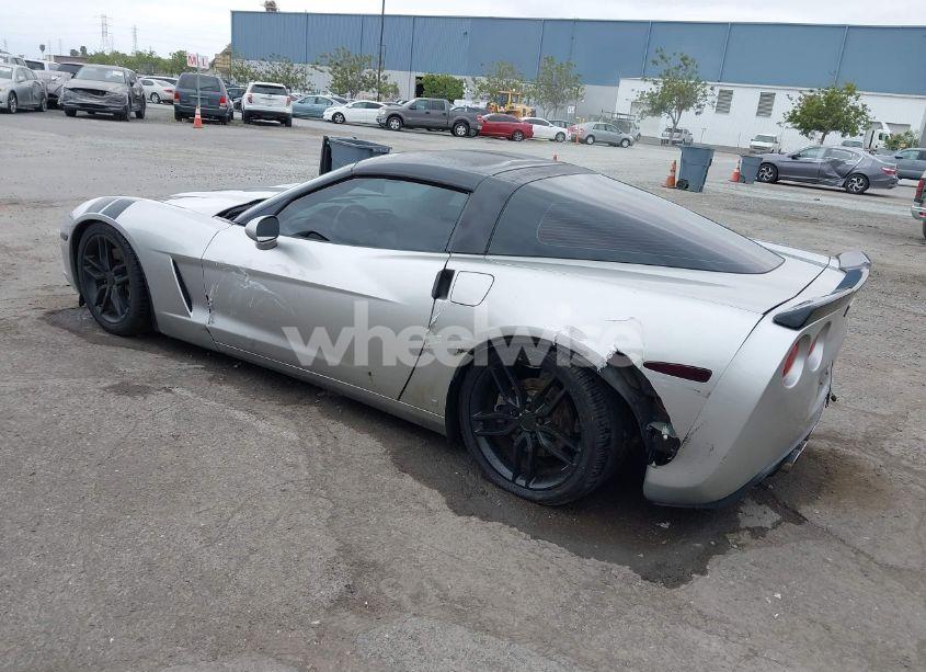 Photo 3 of 2007 Chevrolet Corvette (VIN 1G1YY25U375117743)